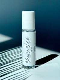 Image 2 of OIL PERFUME VANILLA VIOLET 10 ml