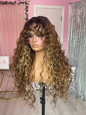 Image of Body curl highlights (ready to ship)