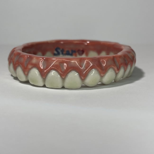 Teeth Bracelet O - 7 in Inner Circumference