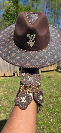 Fedora Drip hat & Butterfly Stack