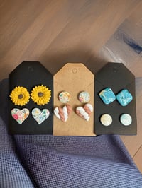 Image 2 of Earring Pull