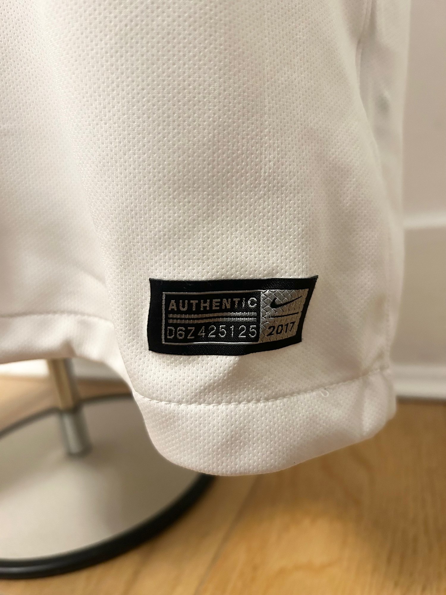 Image of Tottenham Hotspur “DEMBÉLÉ 19” 2017/18 Home Shirt + PL patches (XL)