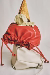 Image 6 of Bombonera Roja ZUBI