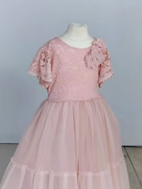 Image 3 of Gigi dress size 140 (about 8-10 years)