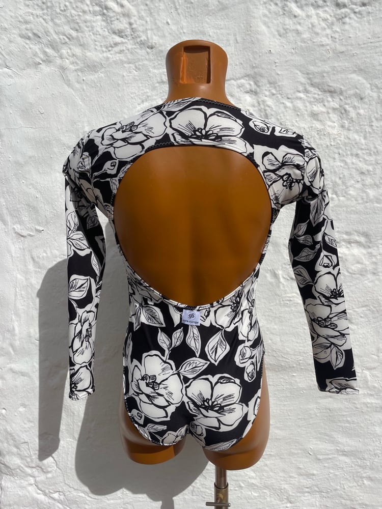 Image of Body Black Rose