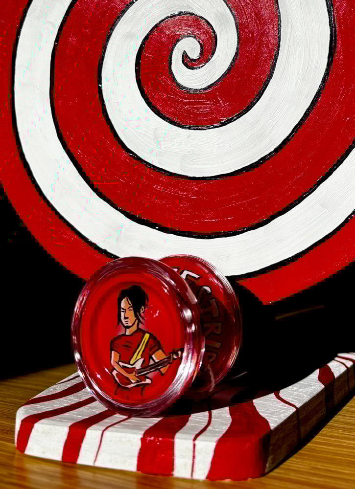 Image of The White Stripes Duncan Freehand One with motorized display