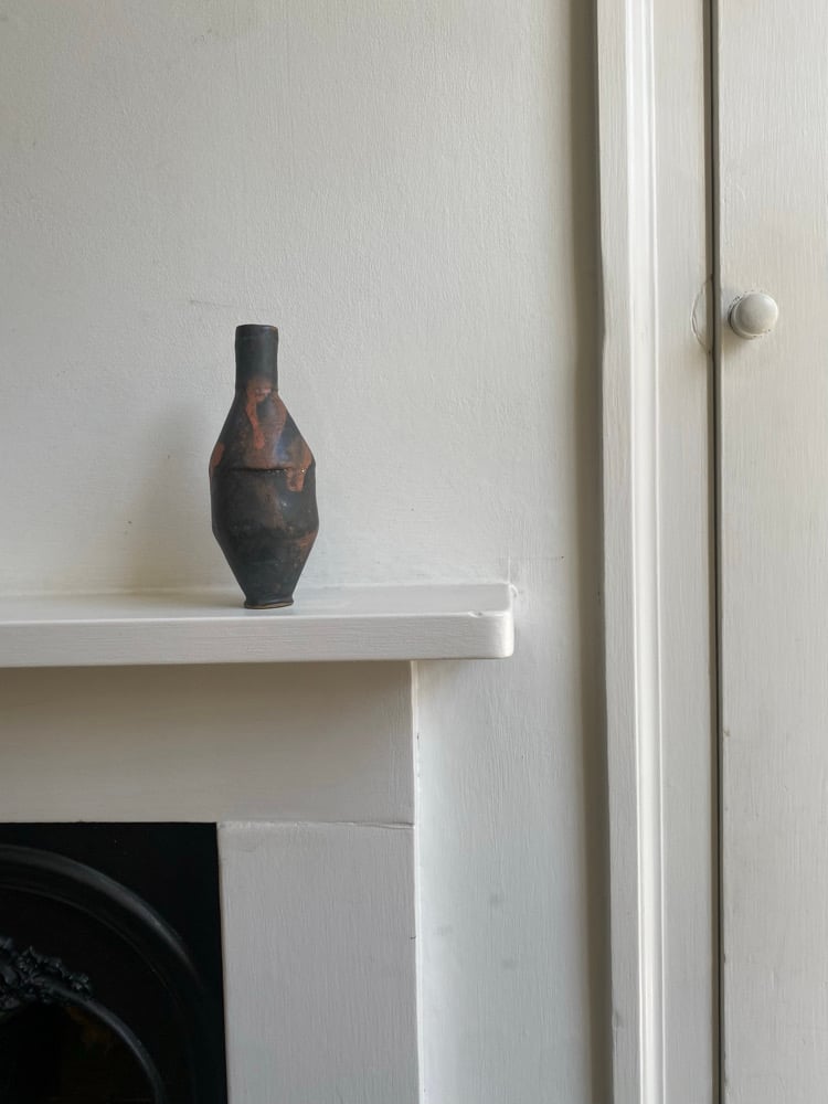 Bottle with narrow base Image 2
