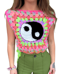 Yinyang top