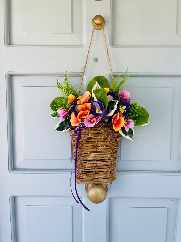 Image of Pansy Wall Basket 