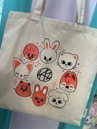 Image 2 of TOTE BAG STRAY KIDS