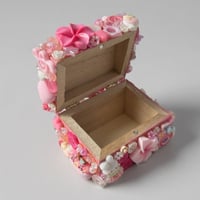 Image 2 of pink junk jewellery box