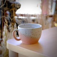 Image 2 of Tasse Cappuccino Cartel par Amour Amour