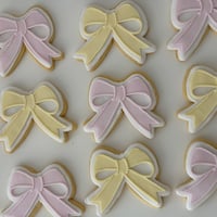 Image 2 of Pretty Bows🎀