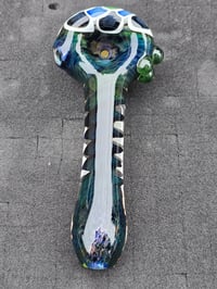 Image 4 of White Dotstack With Wig Wag Pipe