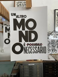 Image 10 of UN ALTRO MONDO