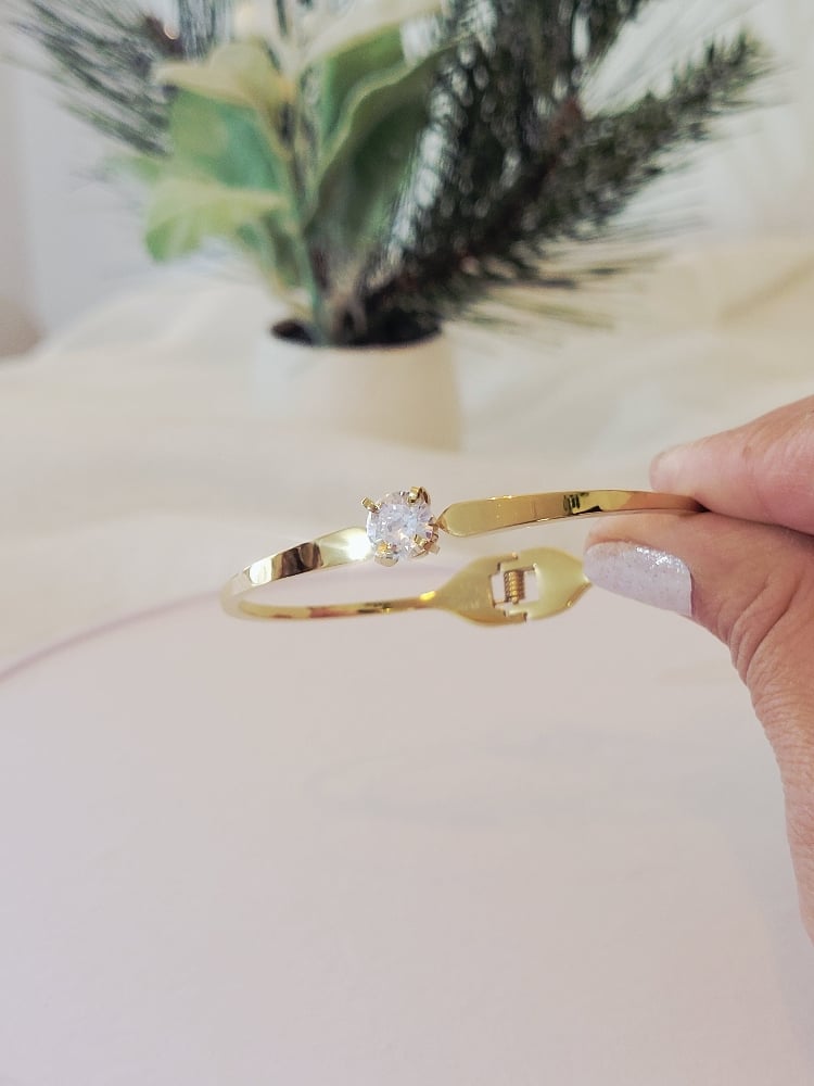 Image of Babe Bracelet 