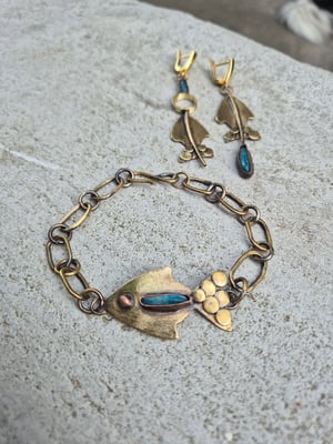 Set with golden fish 