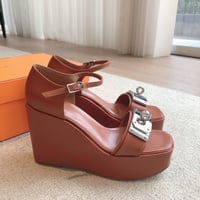 Image 16 of Hermes Kelly Wedge