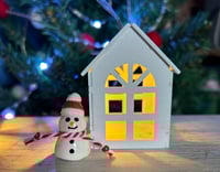 Image 8 of Ceramic Snowmen with a Bobble Hat or a Heart