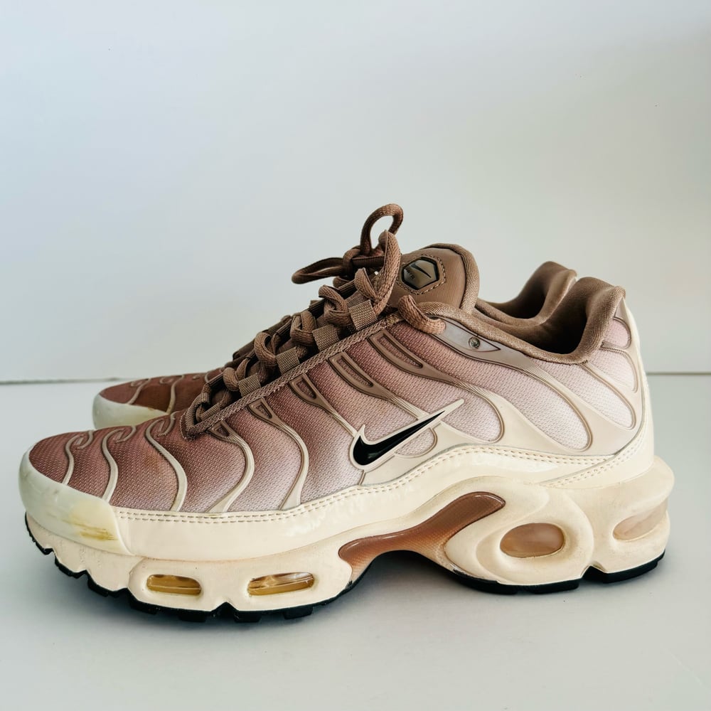 Image of Nike Air Max Plus 'Guava Ice' SIZE - 7 - WOMANS