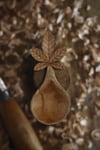 Chestnut Leaf Scoop 