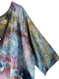 Image 11 of 3XL Cotton Woven Forager Top in Earthy Watercolor Ice Dye