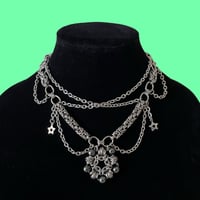 Image 1 of Chainmailled Flowers Necklace