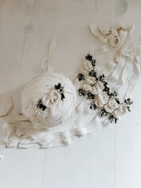 Image 12 of ivy & pearl