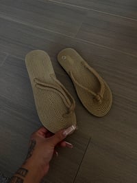 brown flip flops (sz 8)