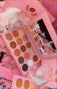Image 2 of Princess Eyeshadow Palette