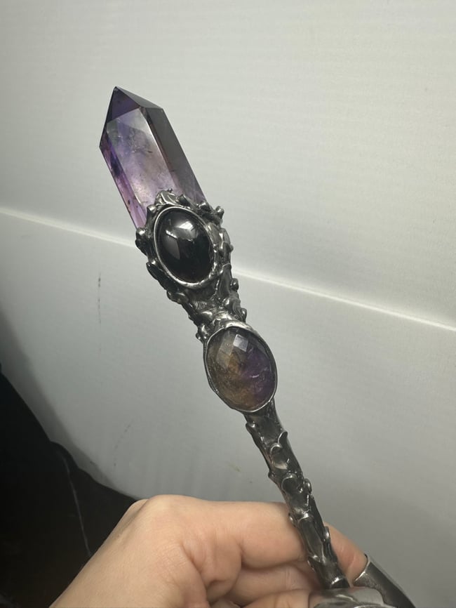the Witch’s Wand & Trinket Box of Arcane Wonders