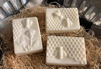 Image 2 of Pink Amber & Vanilla Honeybee Butter Bar
