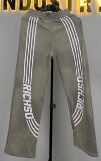 Image 2 of Runner V2 Set (sun dried grey)