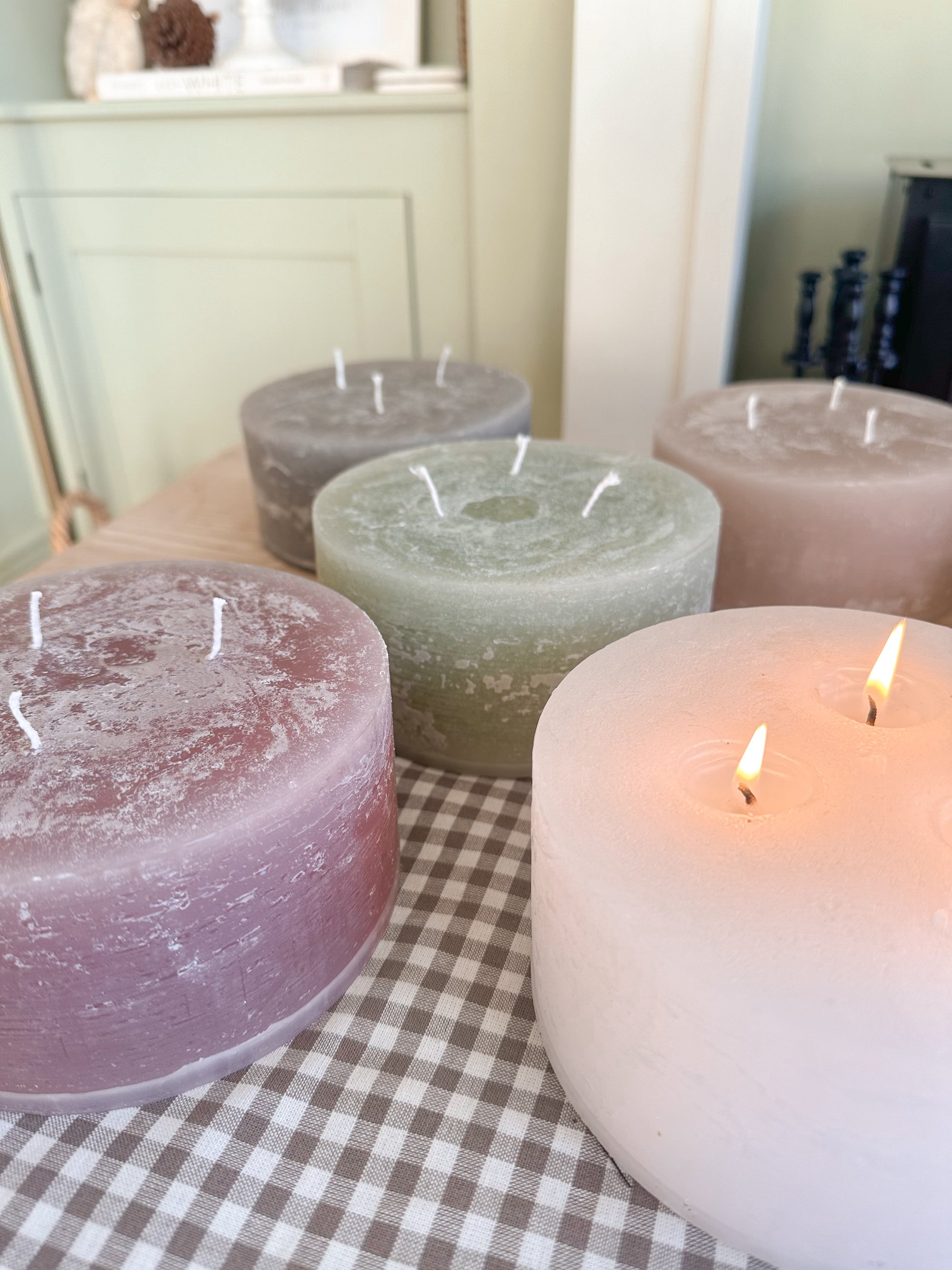 3 Wick Candles ( Various Colours ) 3 Wick Candles ( Various Colours )