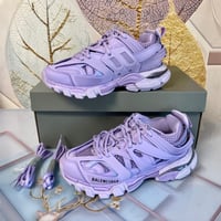 Image 3 of UNISEX LANDING LILAC RUNNERS