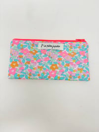 Image 1 of Pochette de transport LA SOLAIRE Liberty Betsy Berry néon