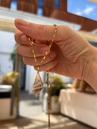 Image 2 of SEASHELL WITH GOLD NECKLACE