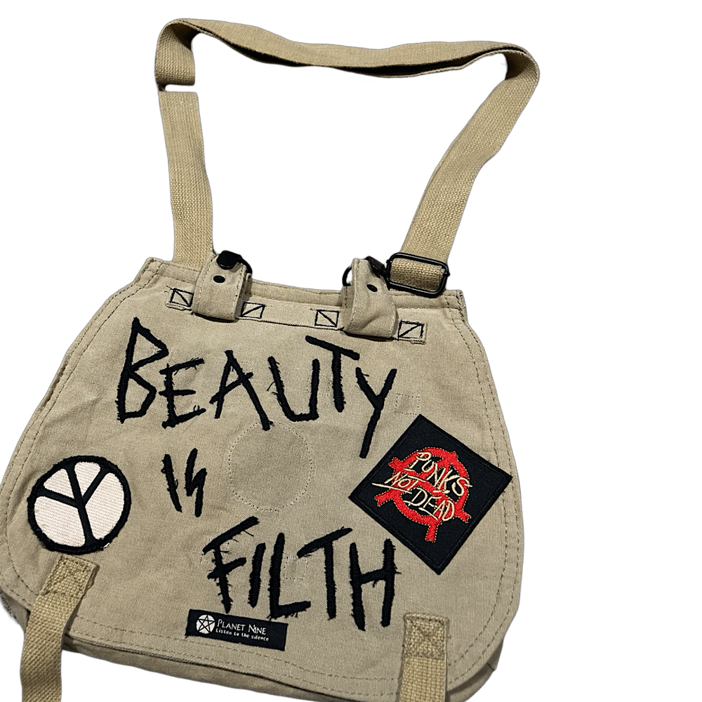 Beauty is Filth Shoulder Bag [FW24A11/12]