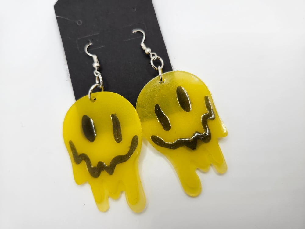 Image of Smiley Face Earrings | Weird Collection