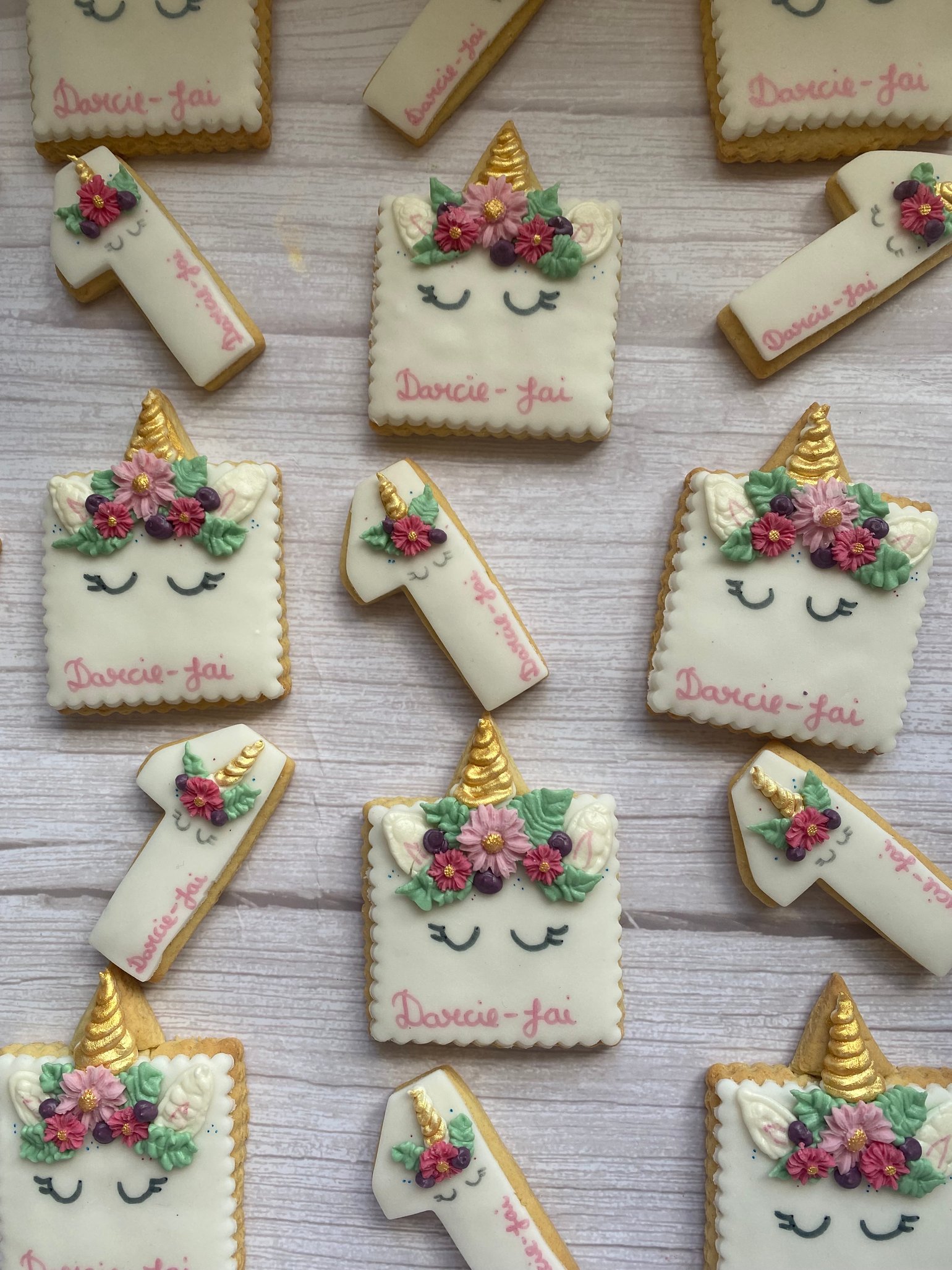 Image of Square unicorns