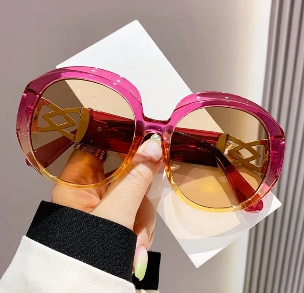 Image of “Oval Fashion Shades”