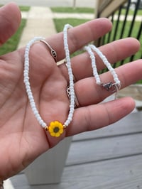Image 2 of Daisy Necklace