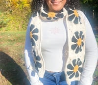 White and Black Daisy Scarf