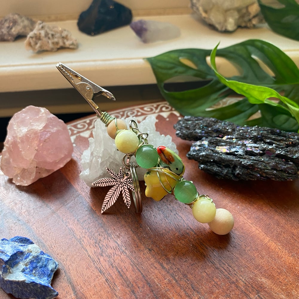 Image of yellow parrot clip keychain 