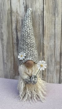 Image 2 of Lambswool grey & cream wee daisy gnome