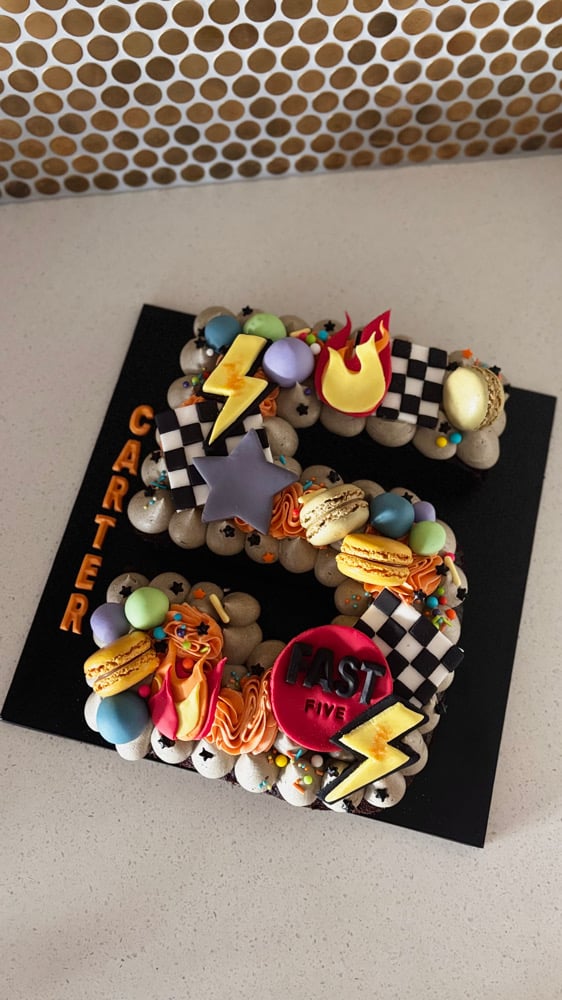 Image of NUMBER CAKES