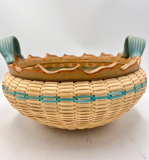 Image of Cream reed and green ceramic round basket