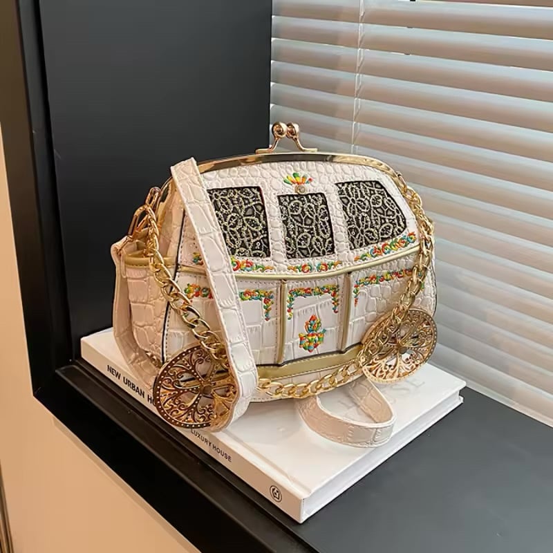 Image of White Carriage Shaped Purse 