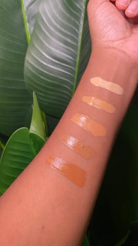 Image 3 of Liquid concealer 