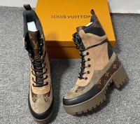 Image 1 of SAFARI BROWN BOOTS